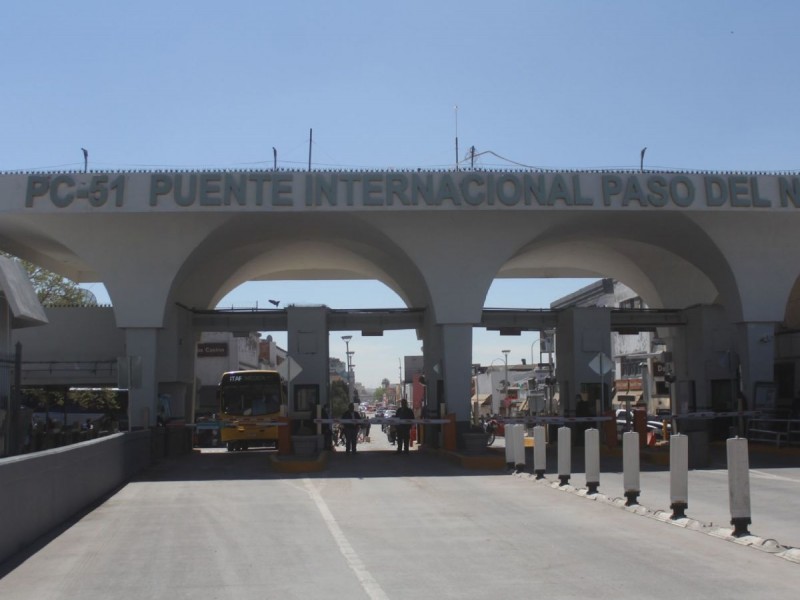 Cubanos intentan cruzar violentamente a EU por puente de Ciudad Juárez