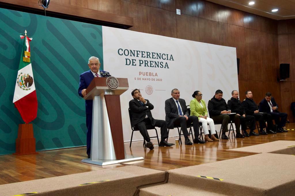 Inicia AMLO gira por Centroamérica y Cuba / Encabeza mañanera en Puebla