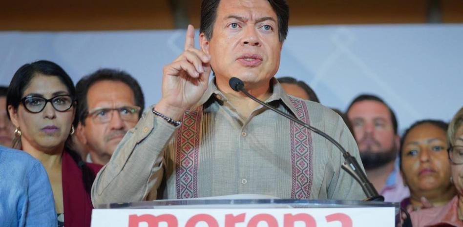 Pide Mario Delgado a sus “corcholatas” no dividir a Morena rumbo al 2024