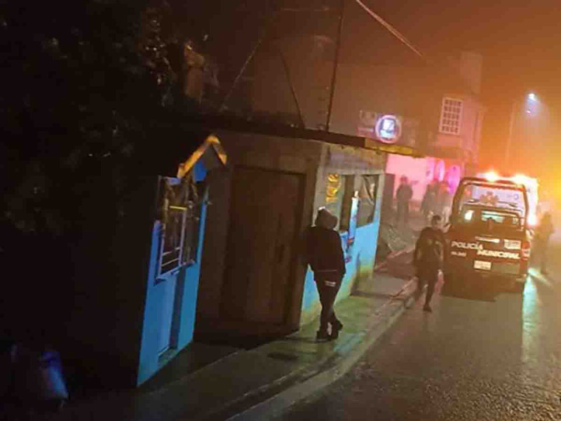 Comando ejecuta a 3 mujeres el bar El Guayabal de Hueytamalco