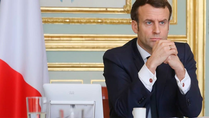 Detienen a cientos de personas en Francia en medio de protestas contra el plan de pensiones impulsado por Macron