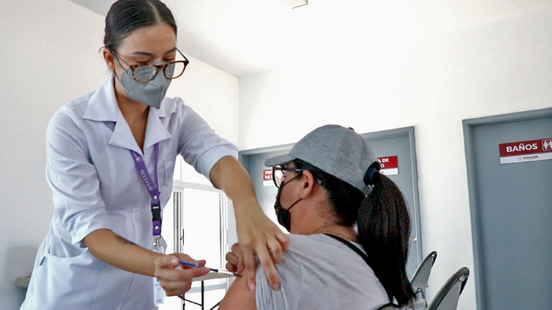 Se han aplicado 1.7 millones de vacunas contra la influenza y COVID-19: Salud Federal
