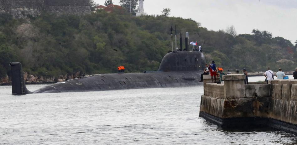Llega a La Habana submarino nuclear ruso “vigilado” de cerca por buques de EU