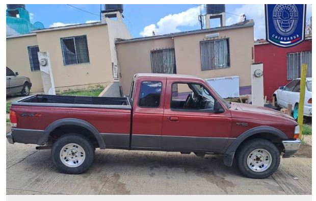 Recuperan en Parral camioneta robada en Chihuahua