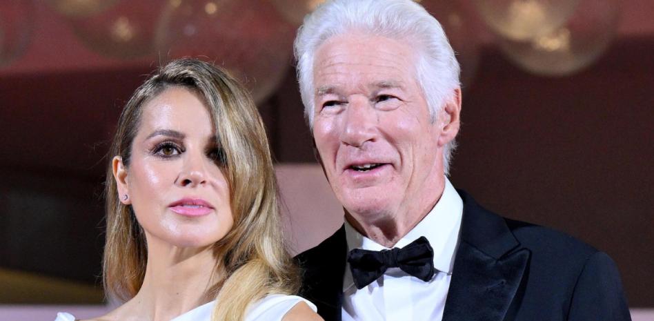 Richard Gere y Alejandra Silva, el carisma en la alfombra de la Mostra
