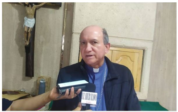 Obispo recomienda cuidar a quien sufre en depresión